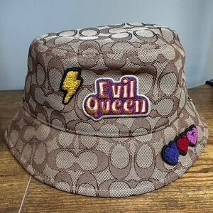 Disney X Coach Evil Queen Signature Bucket Hat Khaki CC406 XS/S New‎